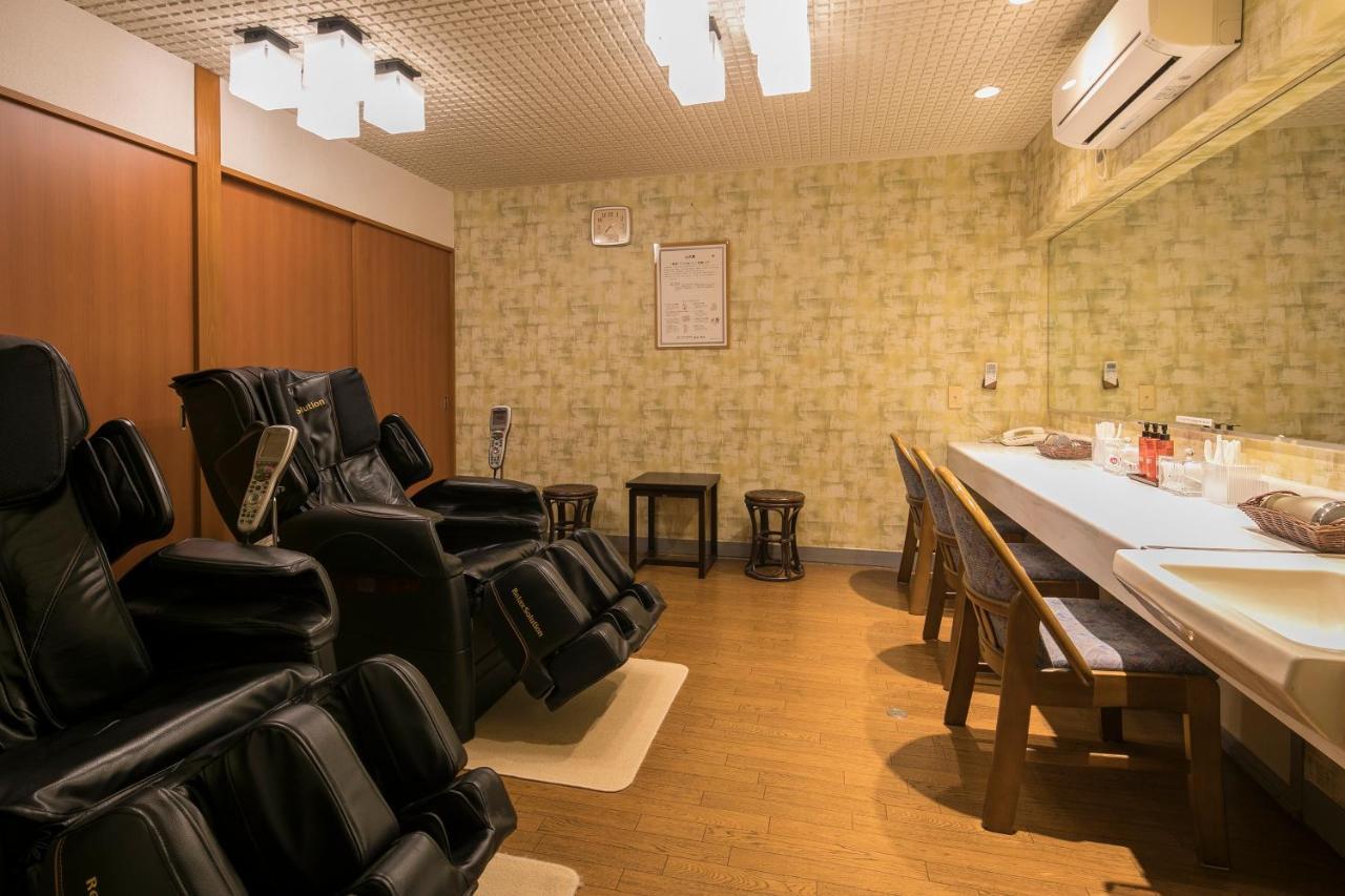 Hananosato Onsen Sansuikan Такацуки Екстериор снимка